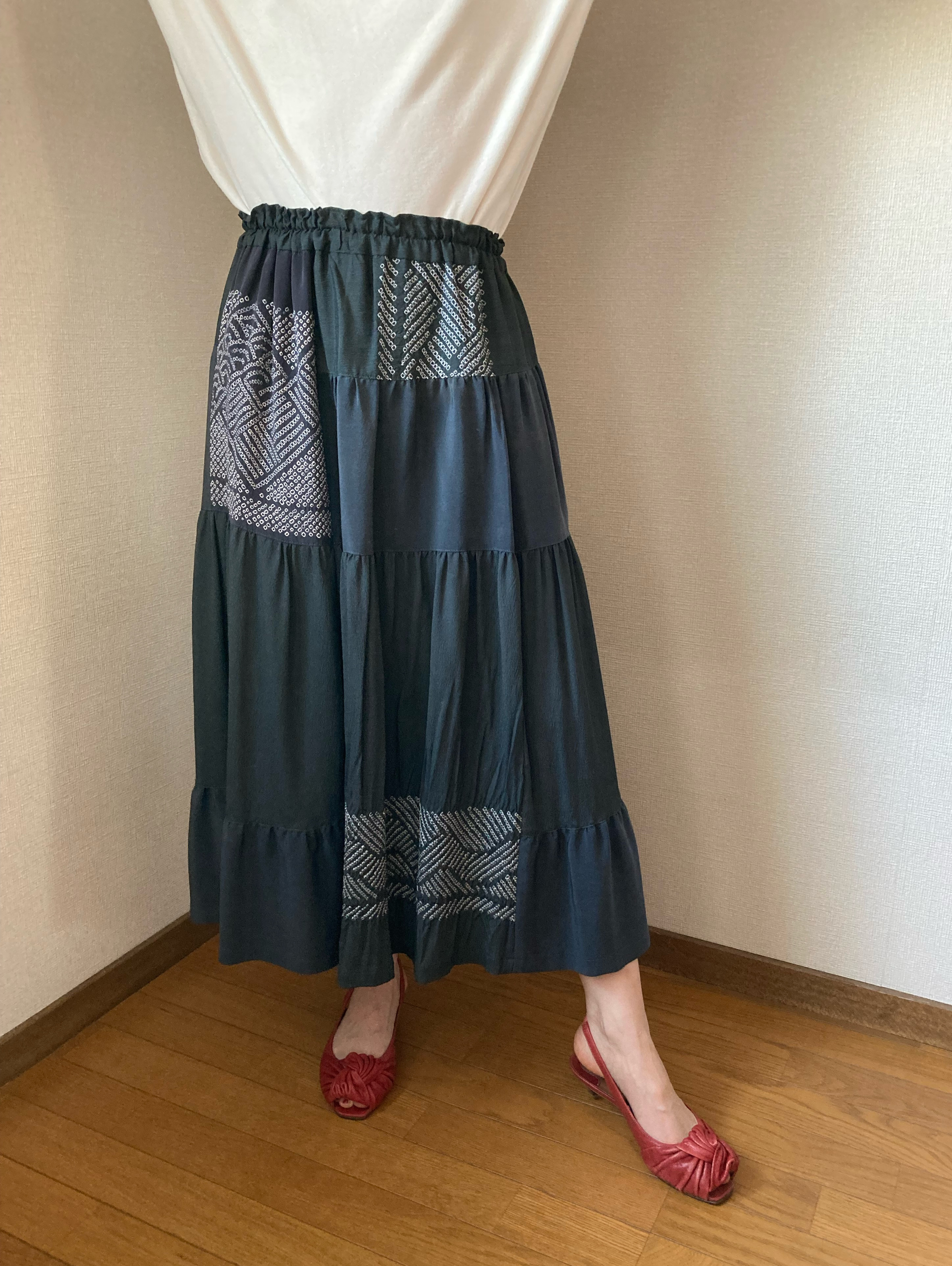 284 着物リメイク ギャザーたっぷりスカート - メルカリ