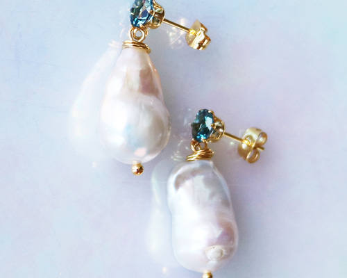 オイスターバロックパール】Regina・ピアス（約17mm淡水パール