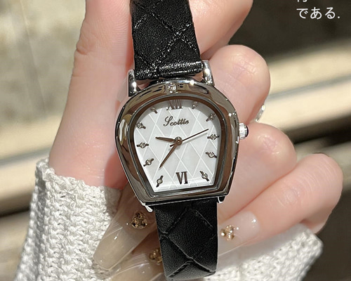 SPQR レディス 12時りゅうず φ28mmの絶妙サイズ ・ THE SPQR