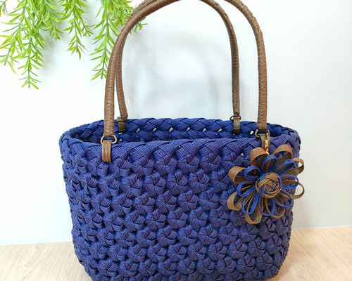 花編みかごバッグM 紺 クラフトバンド かごバッグ 野々太郎 通販