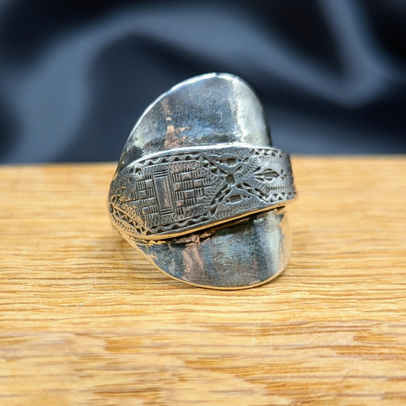 アンティーク リング スプーンリング 19号 ノコギリ アトキンス銀鋼 4364 19号】アンティーク スプーンリング シルバー925 百合 紋章 銀製