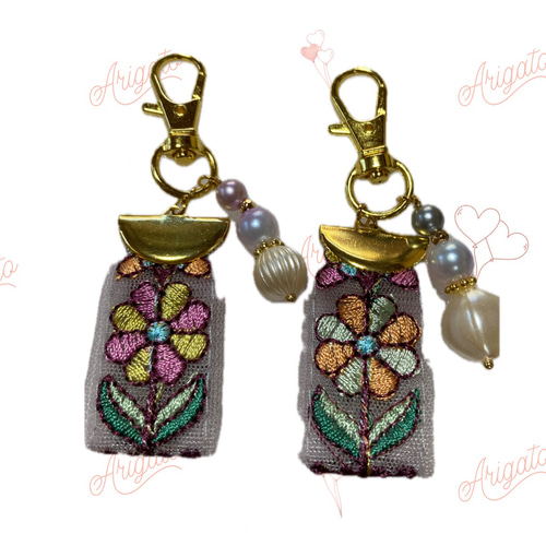 インド刺繍リボン ビーズ タッセル チャーム アクセサリー お花 2点