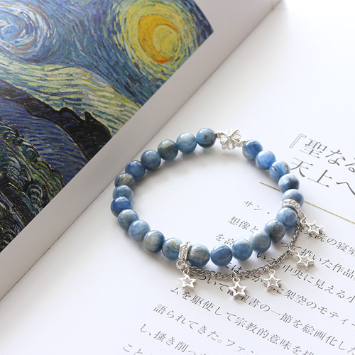 星月夜』天然石カイヤナイトのブレスレット ♪送料無料♪ 青 ブルー 海