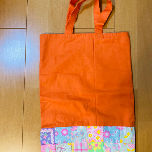 ④お花の取り外しコサージュ付きパッチワーク可愛いトートバッグ ④お花の取り外しコサージュ付きパッチワーク可愛いトートバッグ