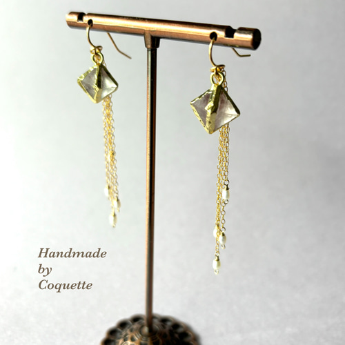 キャンディー】大粒グリーンフローライトチャームピアスイヤリング