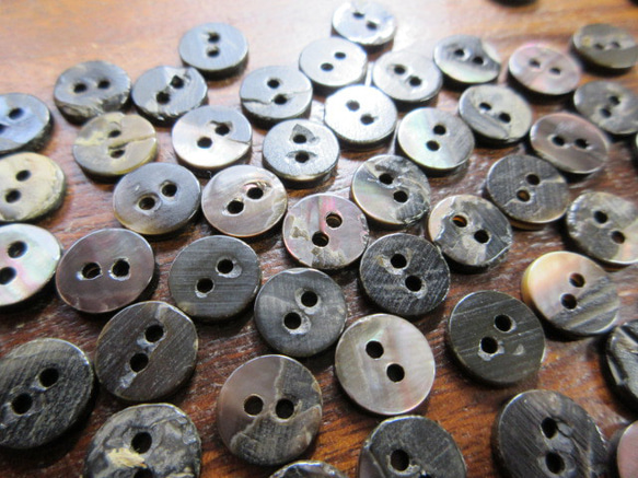 黒蝶貝のボタン　10mm　カップ型　　20個 5枚目の画像