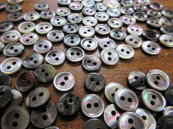 黒蝶貝のボタン　10mm　カップ型　　20個 7枚目の画像