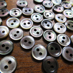 黒蝶貝のボタン　10mm　カップ型　　20個 2枚目の画像