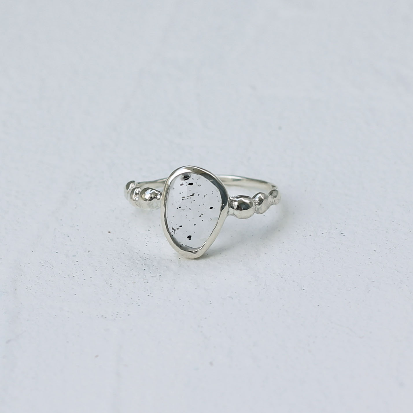 ドットクオーツ ring 12,100円