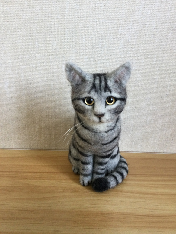 羊毛フェルト　猫　サバトラ猫 51449_6.jpg