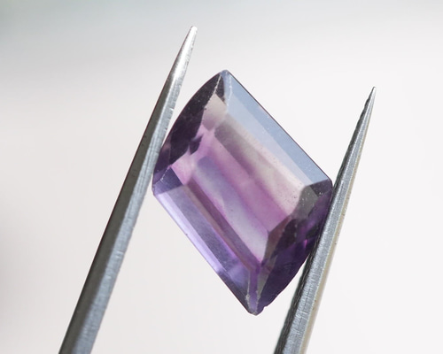 綺麗なフローライトさん！綺麗！ 3色ダイヤ☆カラフル☆フローライト s1304 天然石 Funky garuda