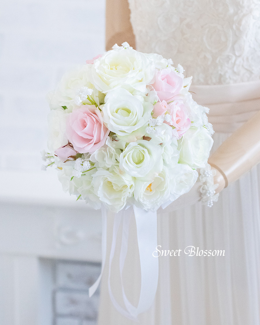 【オーダーメイド】ホワイト＆ピンクのラウンドブーケ＆ブートニア 20,000円