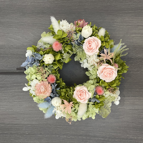 ふんわり優しいピンクのナチュラルリース ずっと飾れる／贈り物  