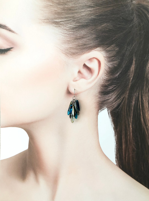 【No.240】新月の夜の記憶　サージカルステンレス使用　イヤリングにも対応　ピアス　チェコビーズ　夏 1枚目の画像