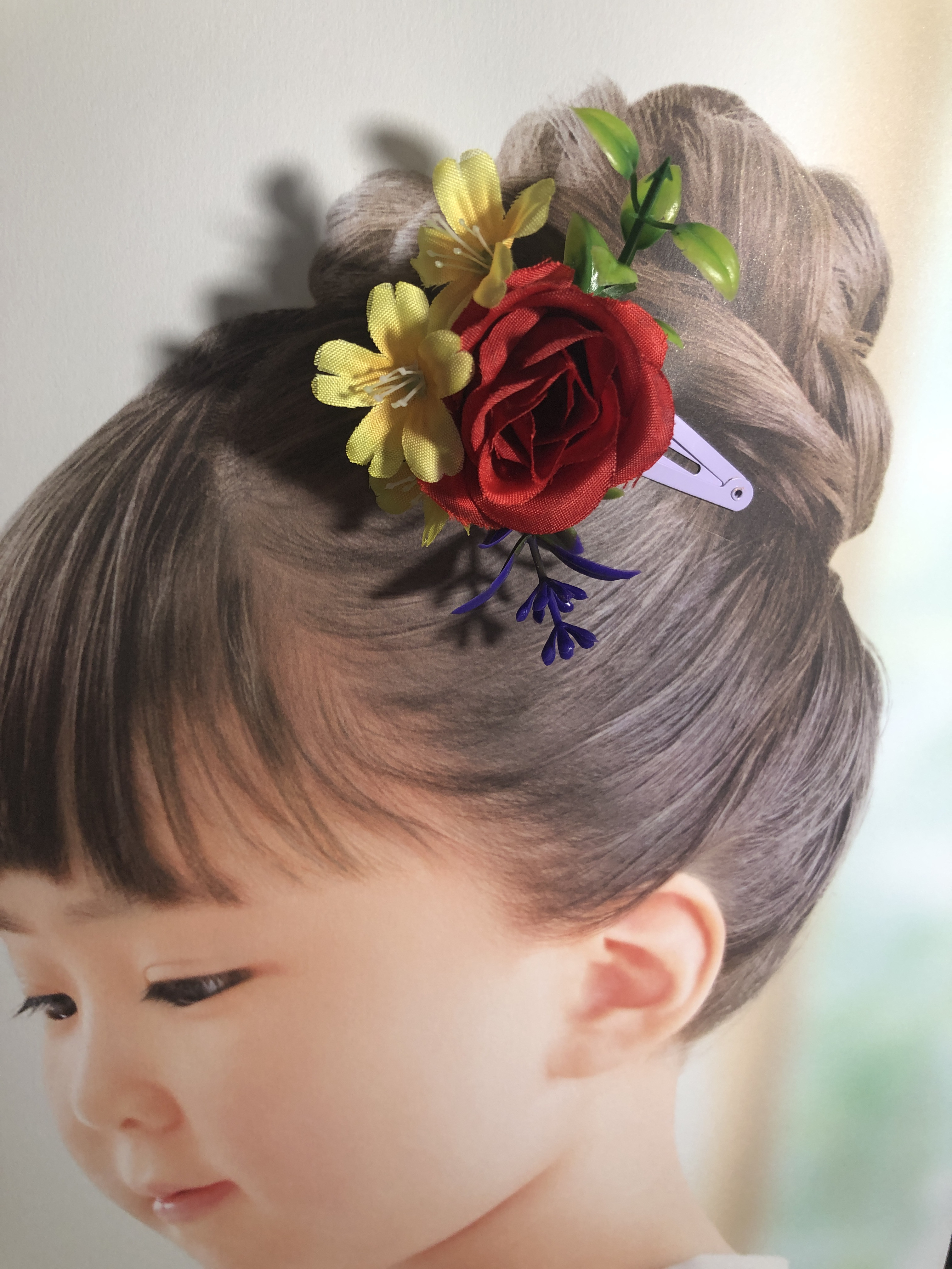 華やか☆オシャレな花のヘアアクセサリー♡赤いバラのパッチンピン