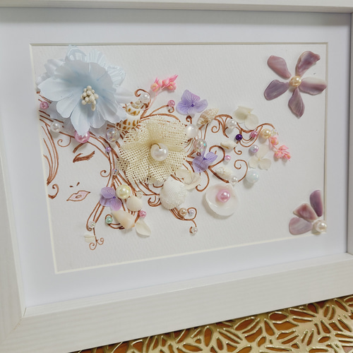 女の子〉貝殻アート - パール・ドライフラワー・花アート＊壁掛け