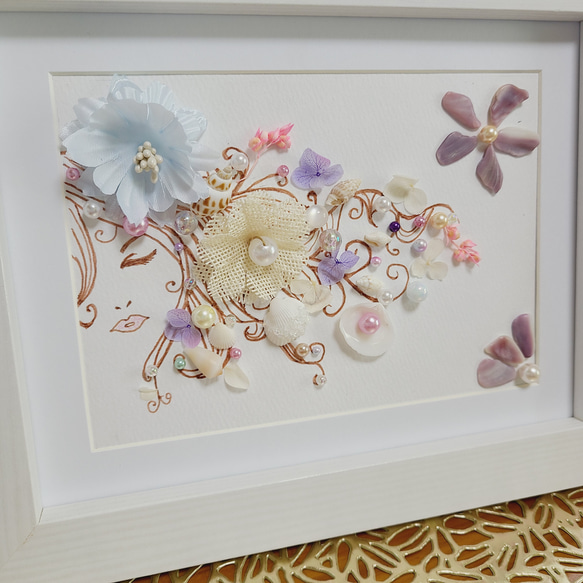 女の子〉貝殻アート - パール・ドライフラワー・花アート＊壁掛け