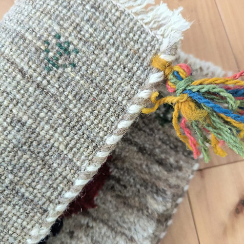 大特価39％OFF】ペルシャ ギャッベ ミニマット 39x39cm アイボリー