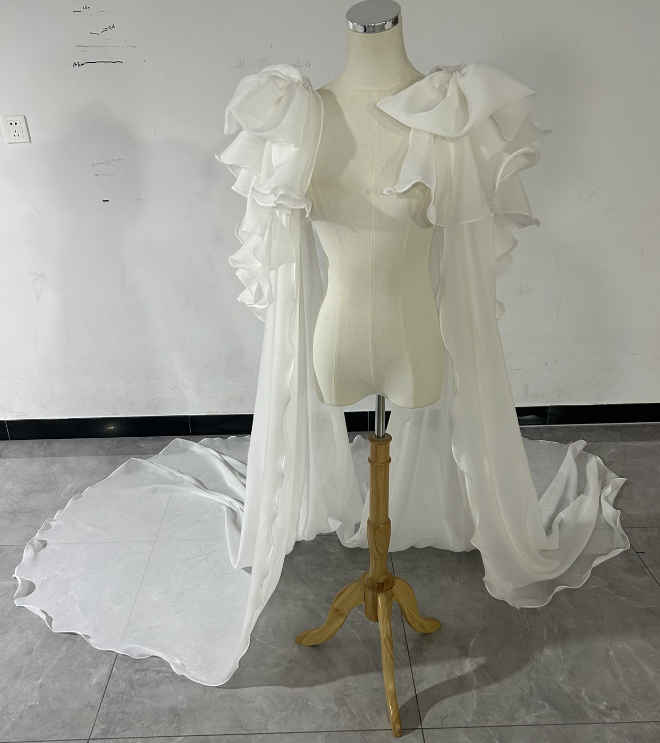 美品！ポンチョ リボンふんわりシフォン 前撮り 抜群のおしゃれ見え ウェディングドレス