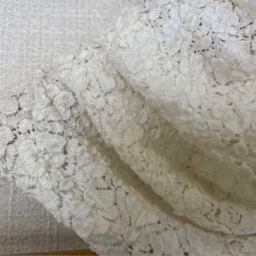 ロングタイプ生成り色ホワイト花柄シングルウェーブ手作りネック 