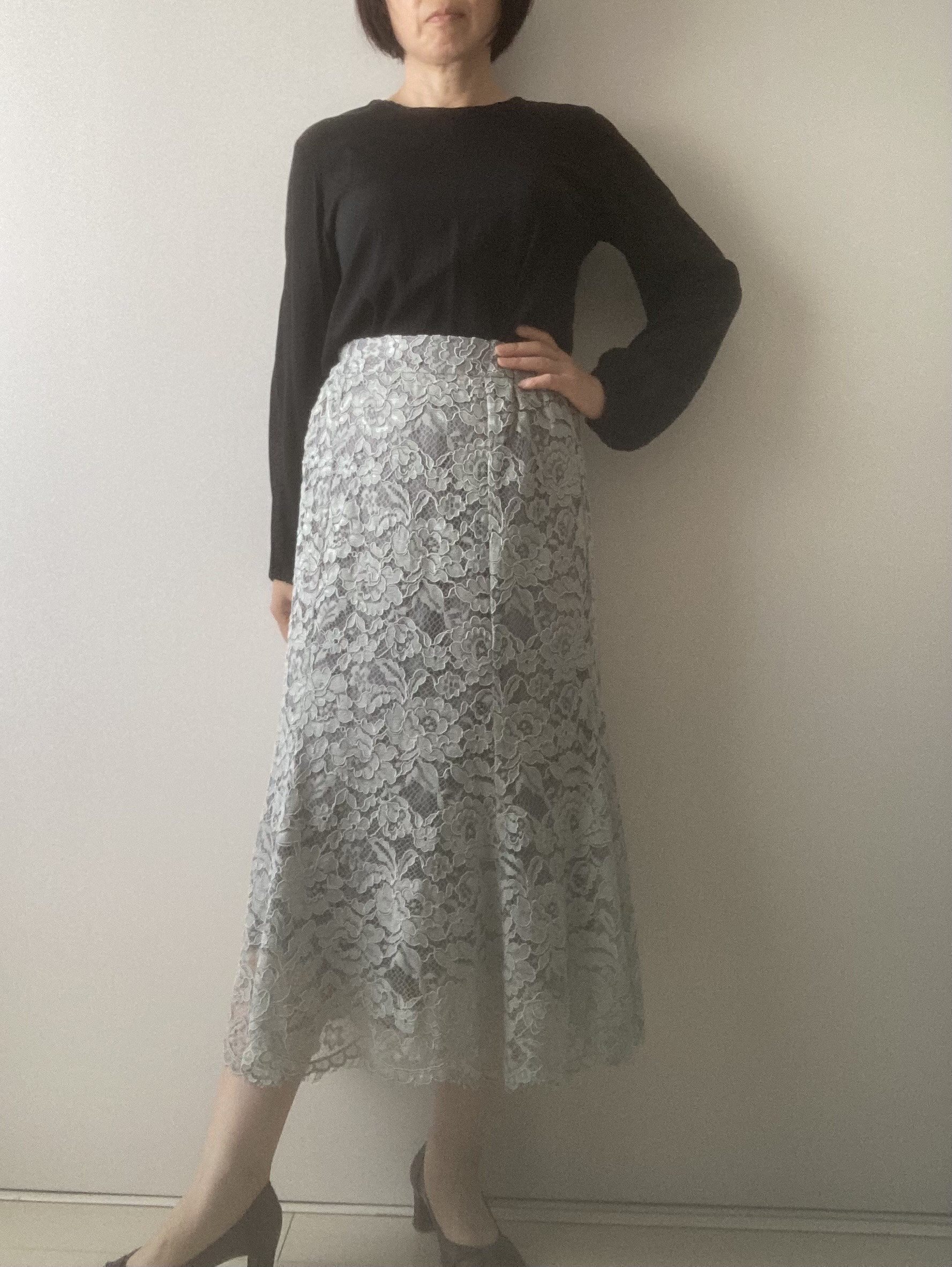 レースのマーメイドスカート　ライトグレー