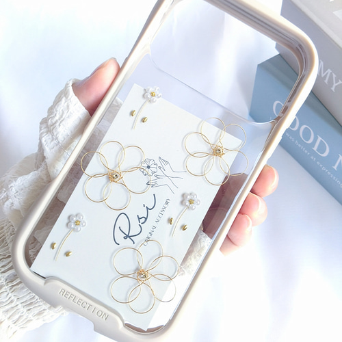 【ぷっくり くすみベージュ】スマホソケット付き　ワイヤーアート フラワー ぷっくり くすみベージュ】スマホソケット付き ワイヤーアート