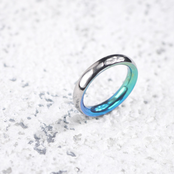 ハーフラウンド チタン リング グラデーション 1枚目の画像