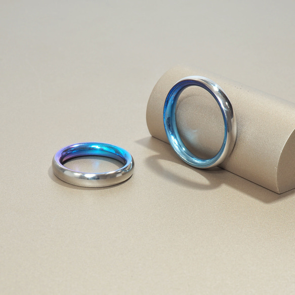 ハーフラウンド チタン リング グラデーション 2枚目の画像
