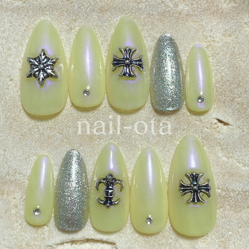 パステルイエローネイルチップオーダーガラスフレンチ