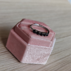 「強力な守護石」天然五つブラックスピネル◇SILVER925製　ハーフエタニティリング☆つけっぱなしOK♪ 4枚目の画像