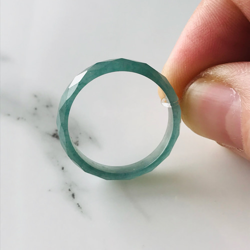 R100-010］ ジェイド JADE ヒスイ 本翡翠 くりぬき リング