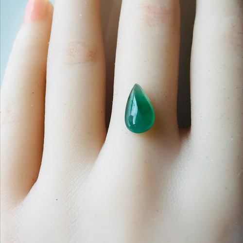 R580-0039] ジェイド JADE ヒスイ 本翡翠 天然石 一点物 希少 