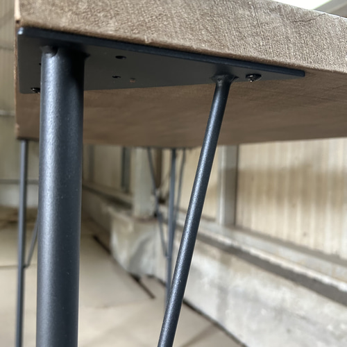 鉄脚　店舗　什器　陳列台　ディスプレイ　展示机　机　ダイニングテーブル　作業台 古材一枚板ダイニングテーブル 鉄脚 店舗什器 ディスプレイ 作業