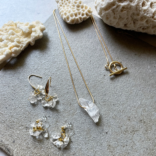 夏氷 クリスタルのネックレスとピアス/イヤリング 2点セット 水晶 