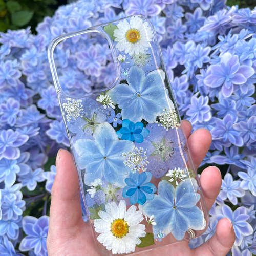 万華鏡紫陽花のナチュラルブルーの押し花スマホケース 全機種対応