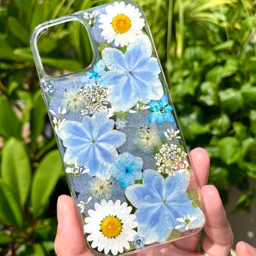 万華鏡紫陽花のナチュラルブルーの押し花スマホケース 全機種対応