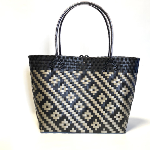 新作☆プラかごバッグ ブラックxグレージュ D☆ かごバッグ