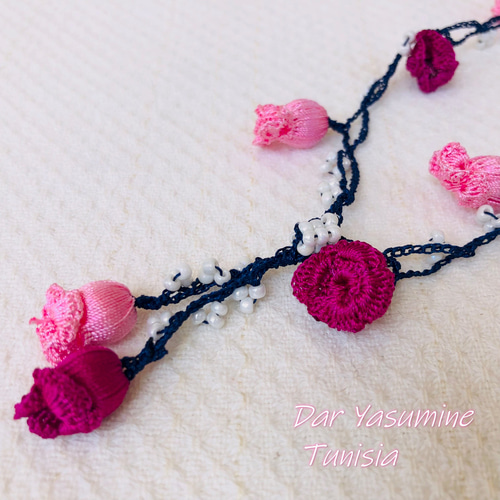 トルコ刺繍　ピンク花　ネックレス　ピアス トルコ伝統工芸 oya刺繍ネックレス すずらんのように可憐に ネックレス