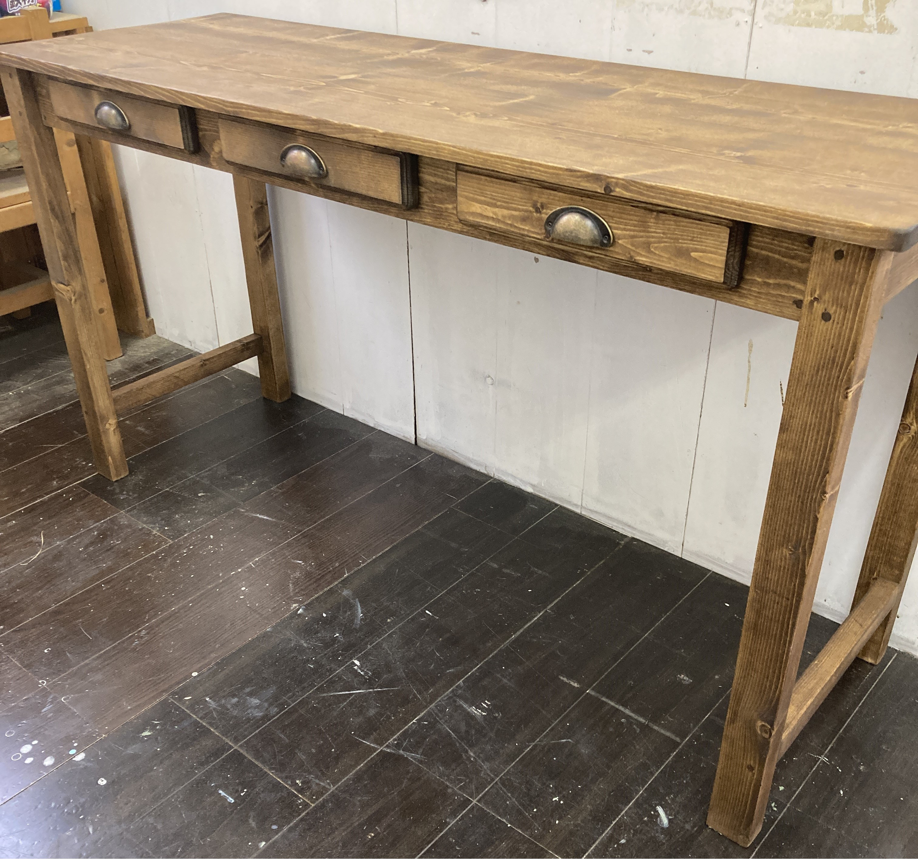 ［受注製作］舟形取っ手アンティークブロンズ★ミシンテーブル☆事務机【1400】引き出し３杯アンティック家具;