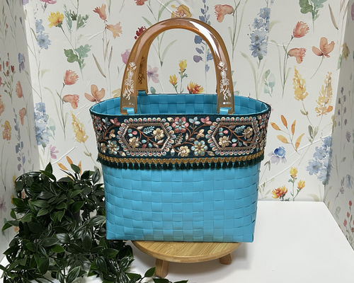 Mixing Blue 刺繍カゴバッグ 青 天然素材 素材感で魅せる夏の