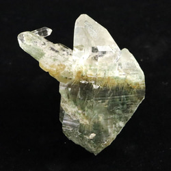 ゴールドルチルクォーツ　ヒマラヤ水晶　クラスター　マニハール産　天然石　金針 マニハール産 ヒマラヤ 水晶 ゴールドルチル クローライト入り