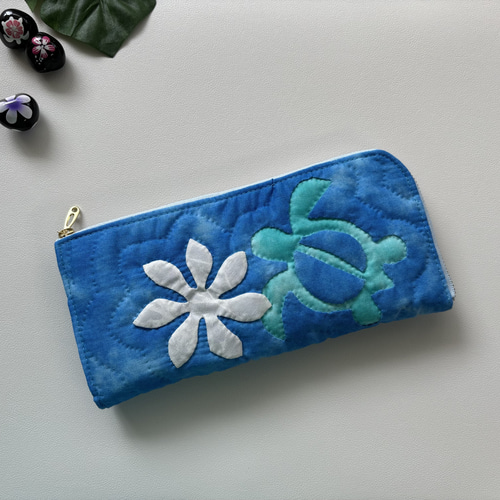 L字ファスナー長財布 エメラルド色のホヌ【再販】ハワイアンキルト 長