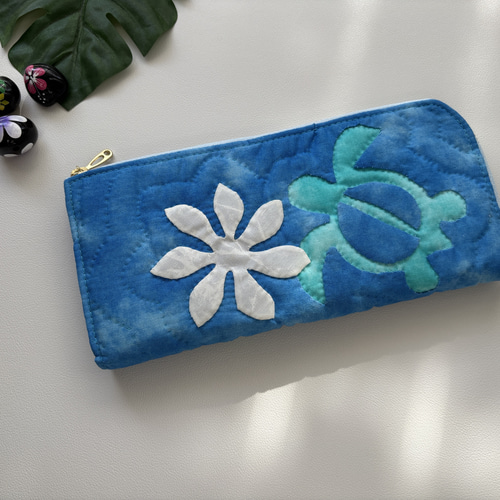 L字ファスナー長財布 エメラルド色のホヌ【再販】ハワイアンキルト 長