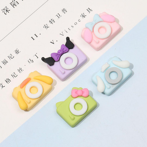 P669(2個)ネイルパーツ 水色 青 マイメロ サンリオ カメラ 痛ネイル