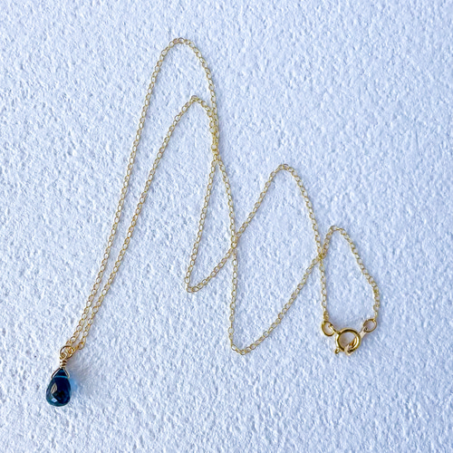 ロンドンブルートパーズの一粒輝くネックレス / 14kgf 華奢なゴールド