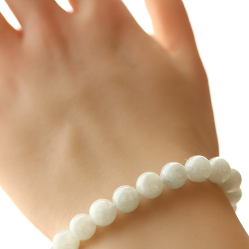 ☆木漏れ日のような優しさ☆…☆ホワイトグリーンジェダイト・白緑翡翠