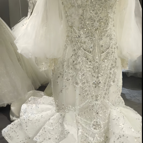 ※専用※マーメイド　チュール　ウェディングドレス マーメイドドレス 贅沢な花レース たっぷりレース 袖あり 二の腕を