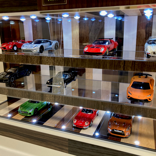 1/64展示可・ランダム木・3層式ディスプレーBOX / LED20灯 1/64展示可・ランダム木・3層式ディスプレーBOX / LED20灯