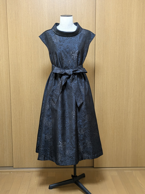 SOLD　着物リメイク　ワンピース　大島紬　M〜L 