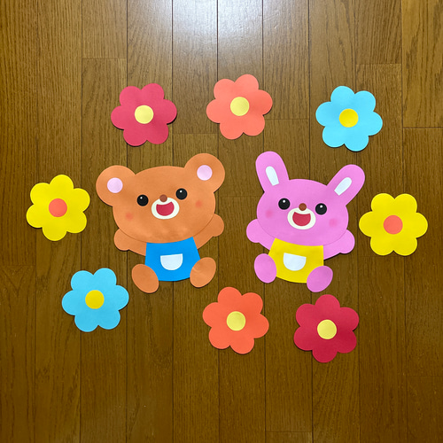 くま うさぎ スモック 壁面飾り オーダー 壁面飾り | くまのがっこう
